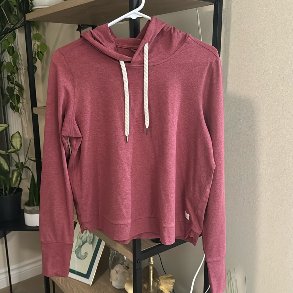 Vuori Halo Essential Hoodie - Like New!